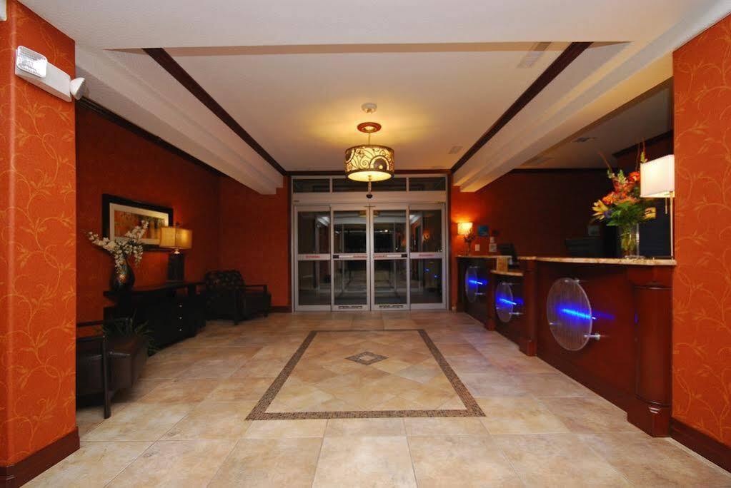 Holiday Inn Express & Suites Gonzales By Ihg Екстериор снимка